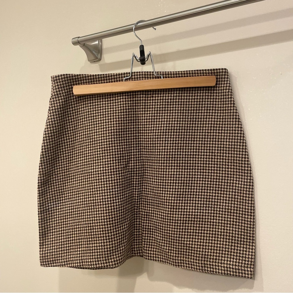 Houndstooth Mini Skirt